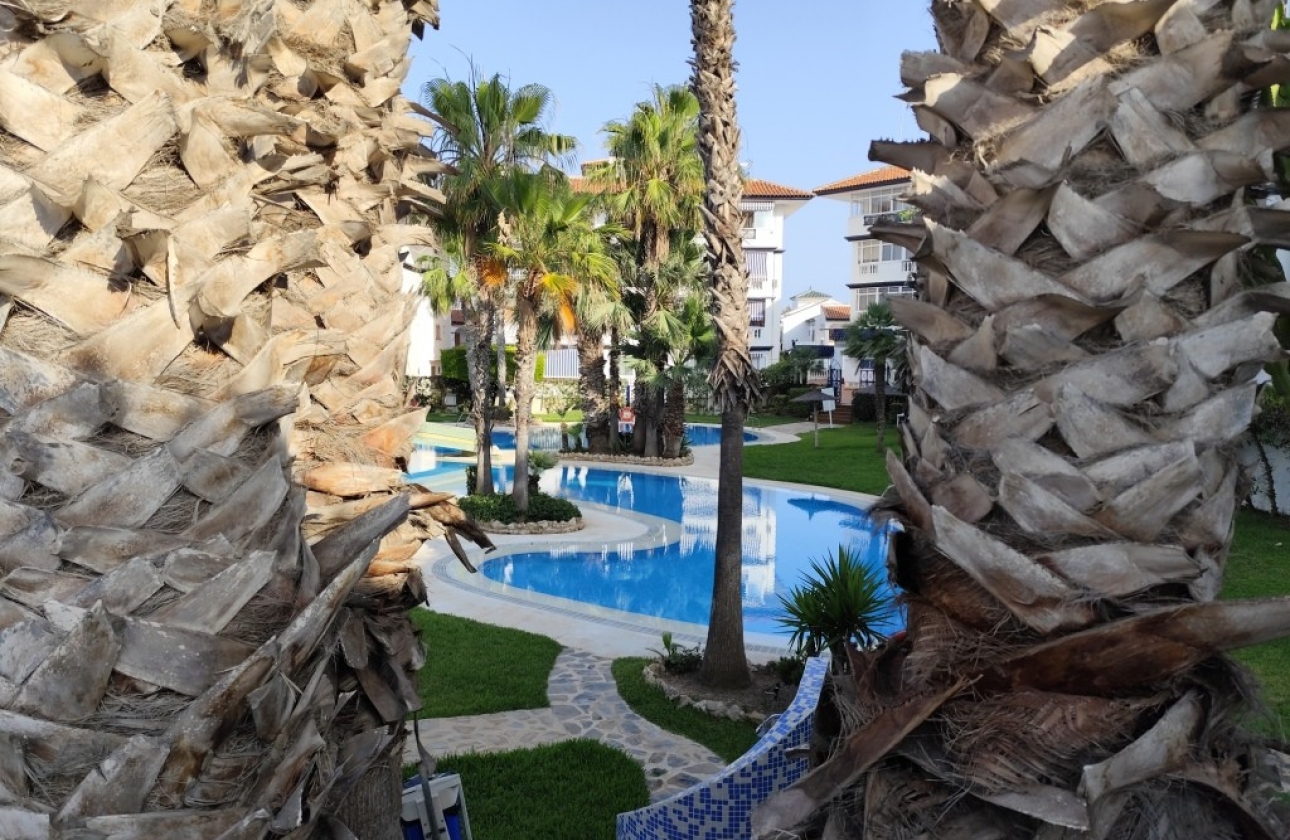 Resale - Apartment / flat - Torrevieja