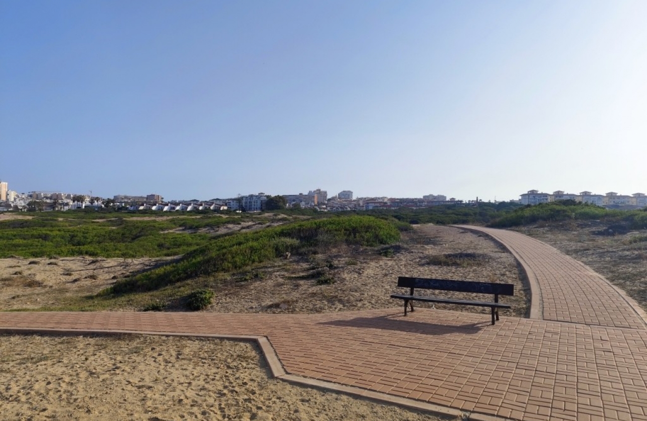 Resale - Apartment / flat - Torrevieja