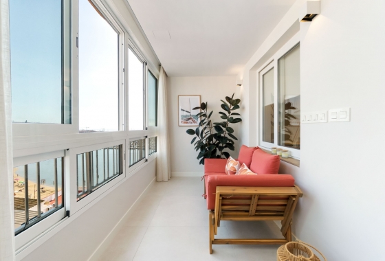 Reventa - Apartamento / piso - Torrevieja