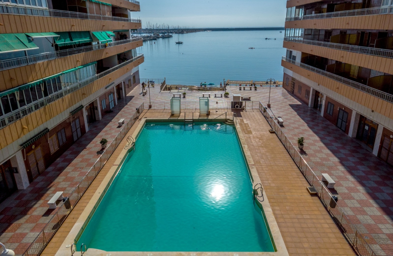 Reventa - Apartamento / piso - Torrevieja