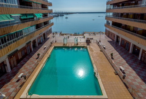 Reventa - Apartamento / piso - Torrevieja