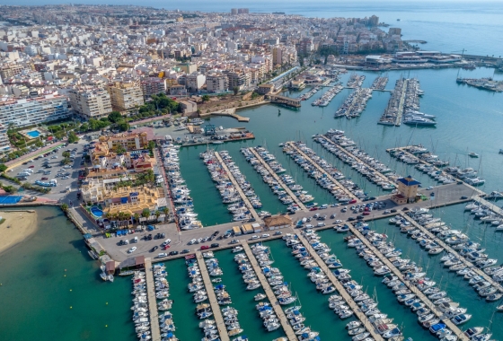 Reventa - Apartamento / piso - Torrevieja