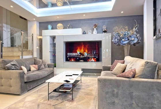 Resale - Villa - Orihuela Costa - Villamartín