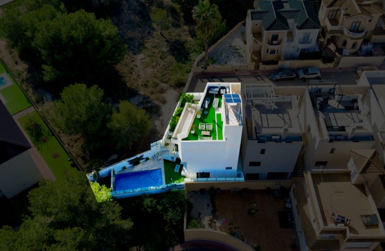 Resale - Villa - Orihuela Costa - Villamartín