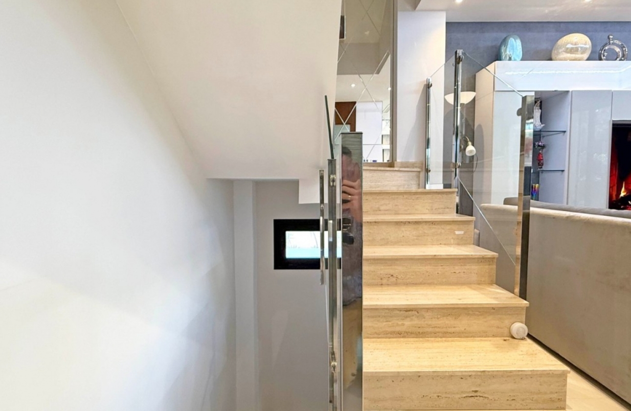 Resale - Villa - Orihuela Costa - Villamartín