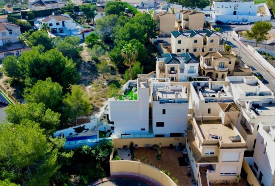 Resale - Villa - Orihuela Costa - Villamartín