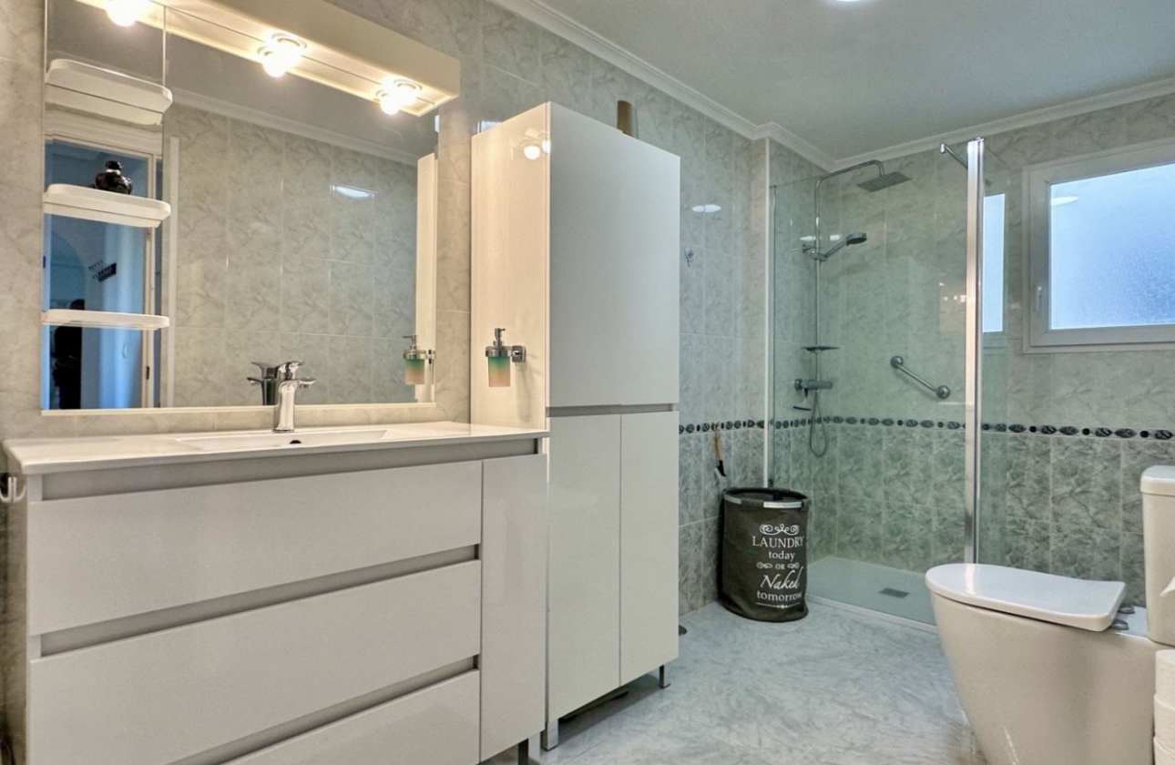 Resale - Apartment / flat - Orihuela Costa - Playa Flamenca