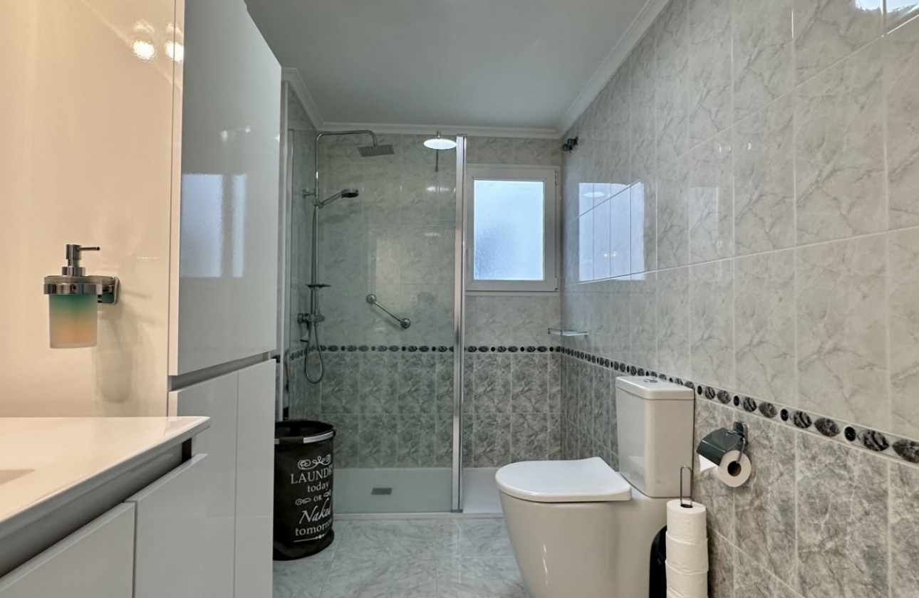 Resale - Apartment / flat - Orihuela Costa - Playa Flamenca