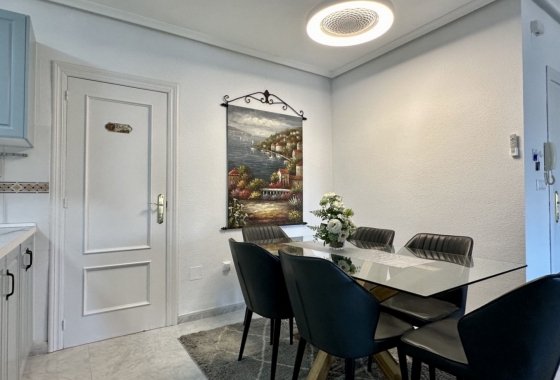 Resale - Apartment / flat - Orihuela Costa - Playa Flamenca