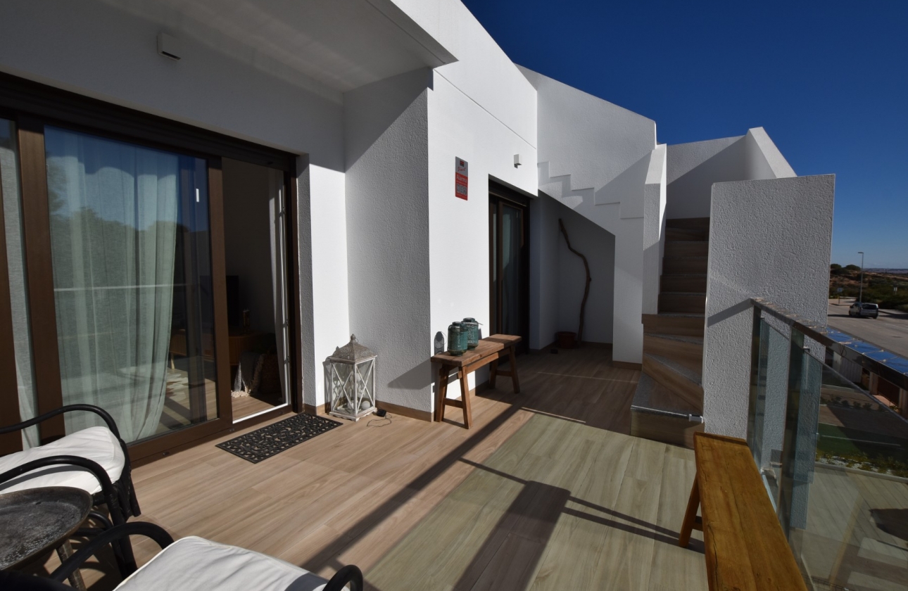 Reventa - Apartamento / piso - Vistabella Golf - Entre Naranjos