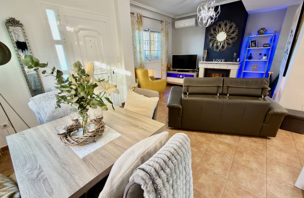 Revente - Villa - Guardamar del Segura - El Raso