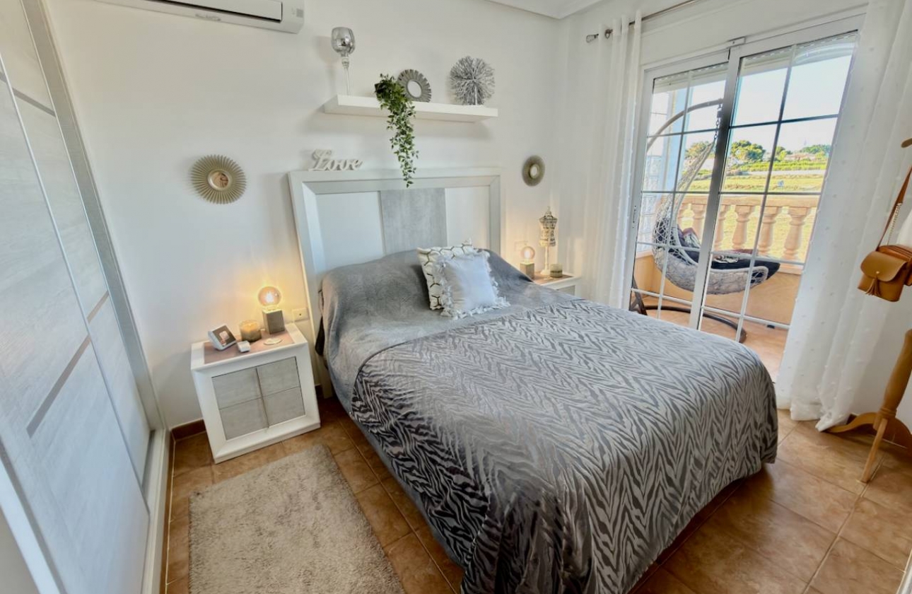 Revente - Villa - Guardamar del Segura - El Raso