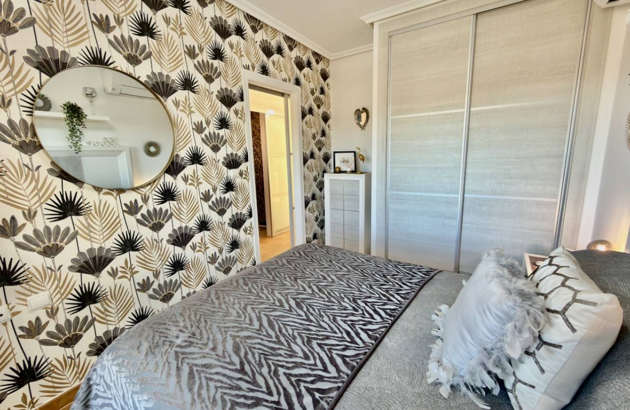 Revente - Villa - Guardamar del Segura - El Raso