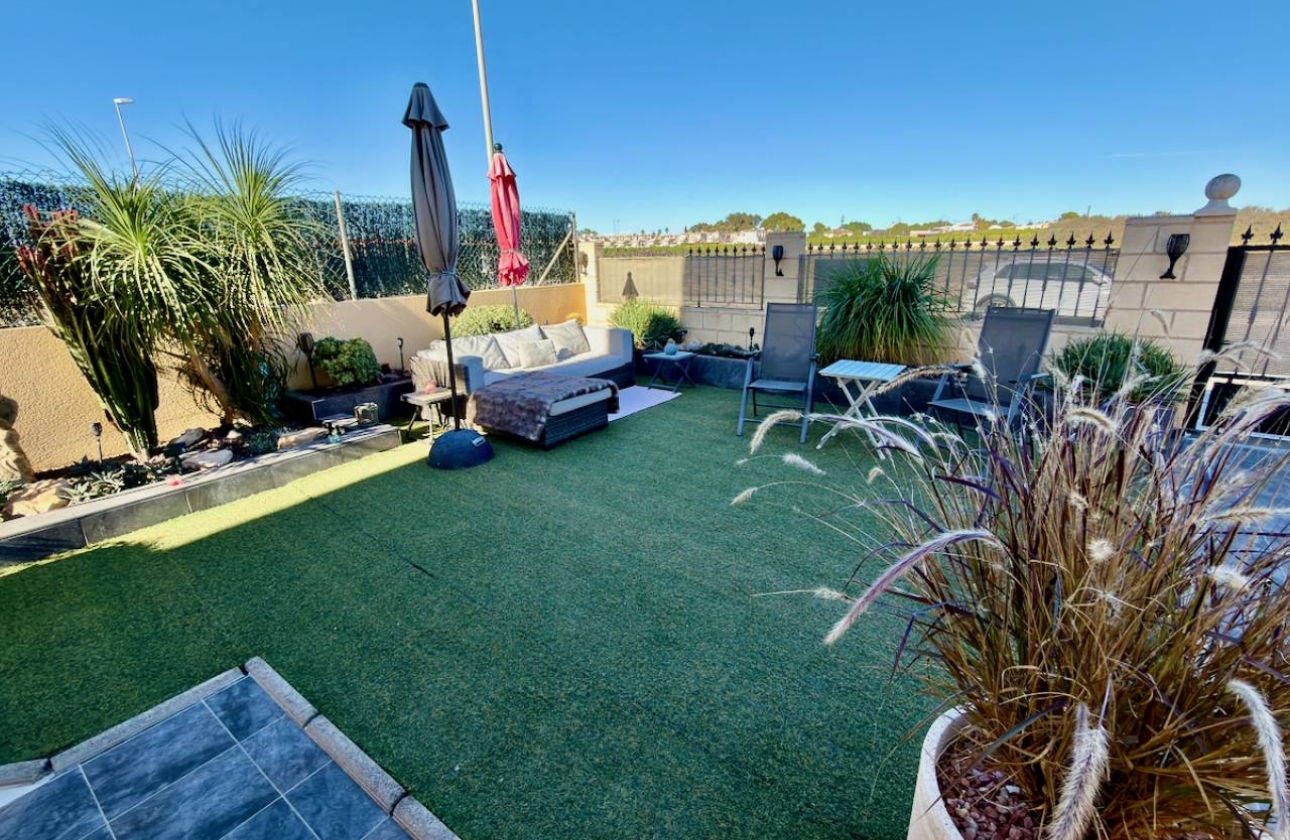 Revente - Villa - Guardamar del Segura - El Raso