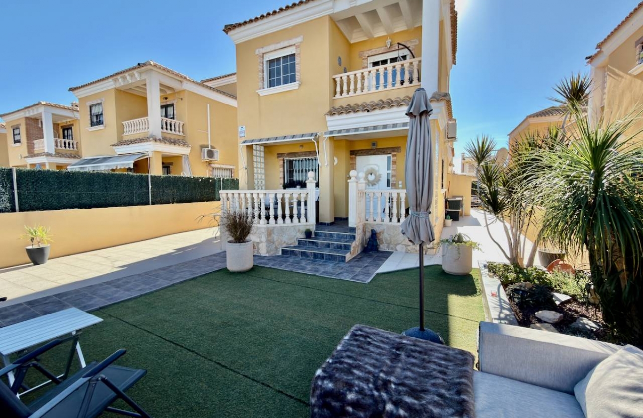 Revente - Villa - Guardamar del Segura - El Raso