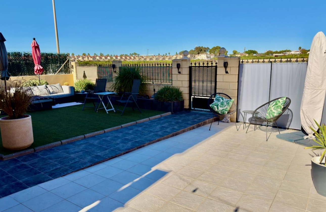 Revente - Villa - Guardamar del Segura - El Raso