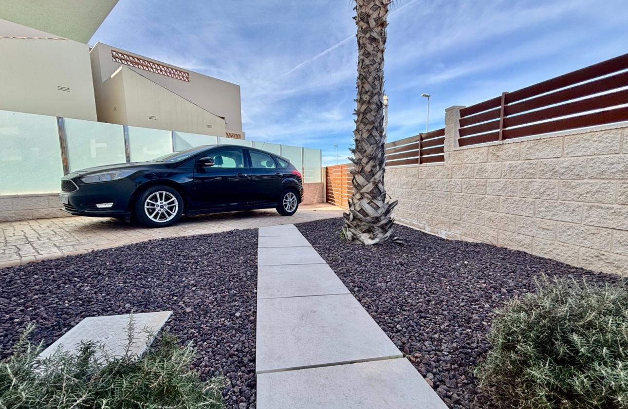 Resale - Villa - Benijofar