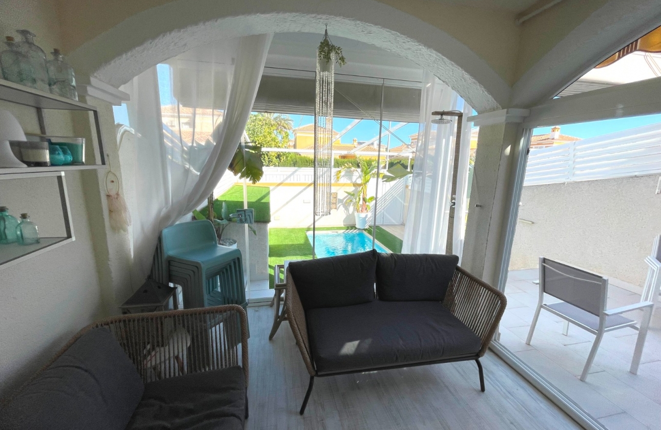 Resale - House - Torre de la Horadada