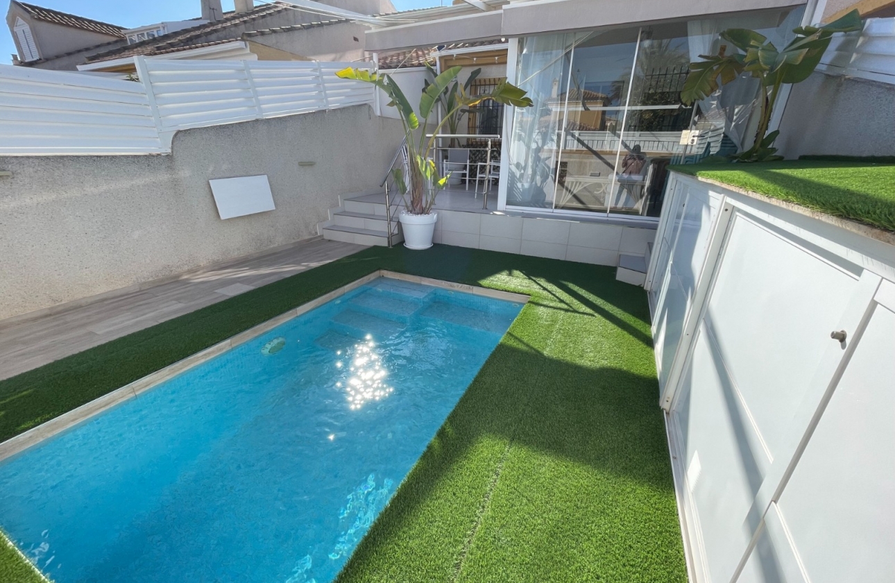 Resale - House - Torre de la Horadada