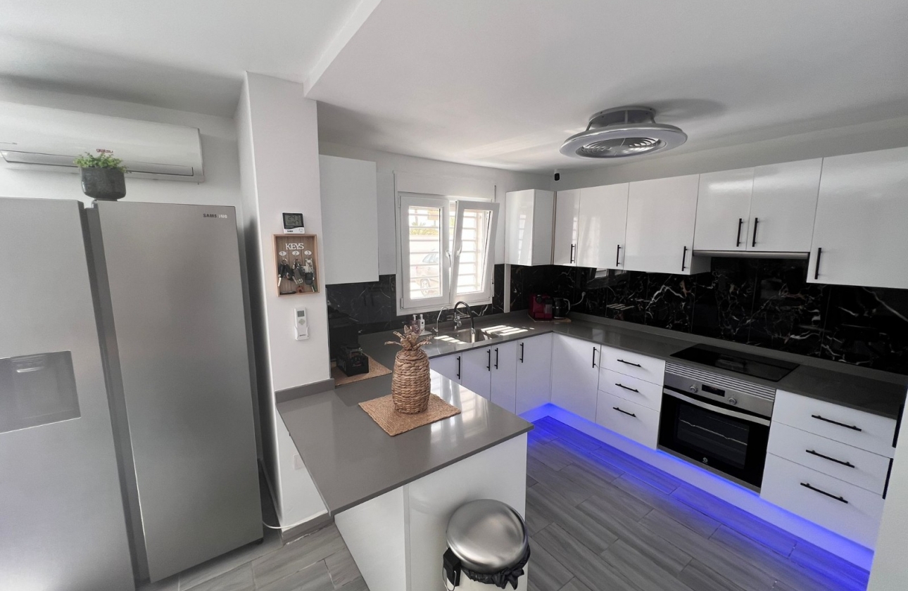 Revente - Finca / Country Property - Elche - La Marina