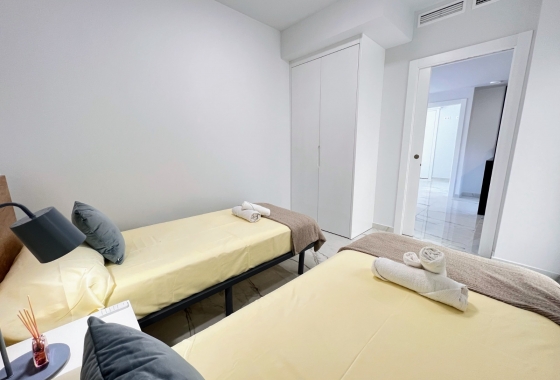 Reventa - Apartamento / piso - Torrevieja - Costa Blanca South