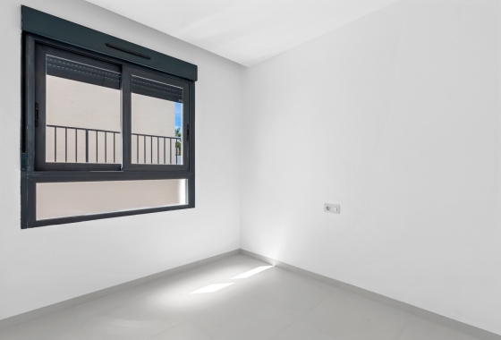 Reventa - Apartamento / piso - San Miguel de Salinas - Costa Blanca South