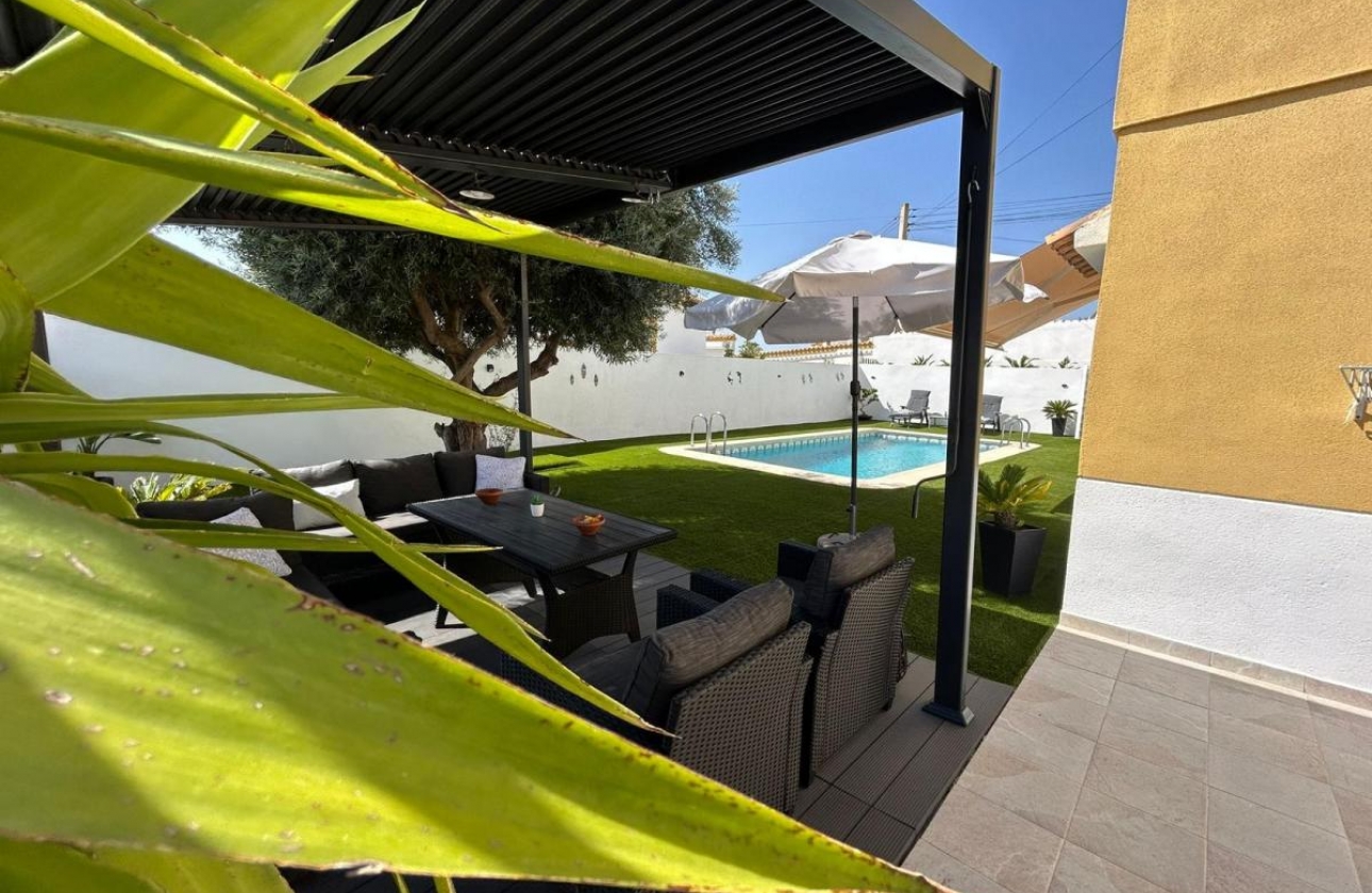 Revente - Villa - San Miguel de Salinas