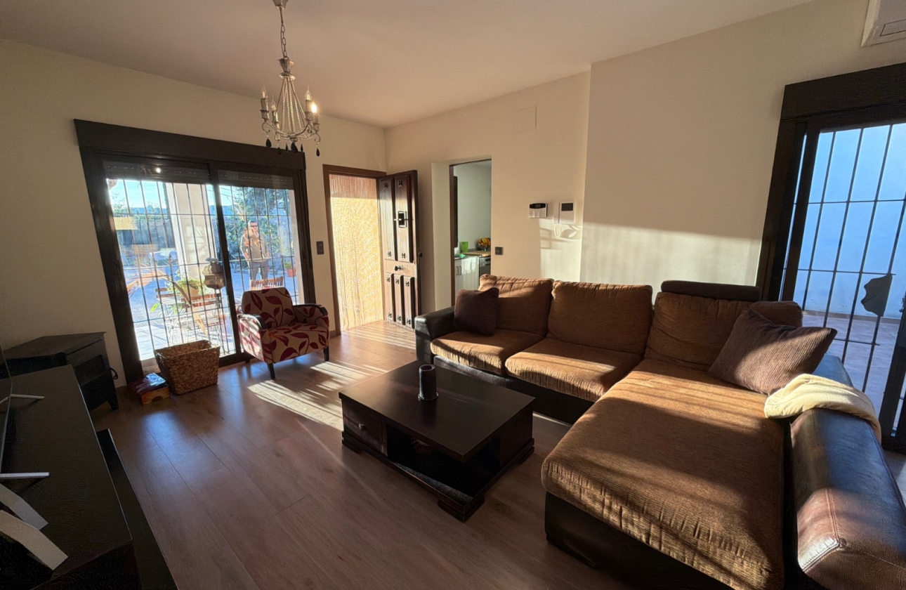 Herverkoop - Villa - Dolores