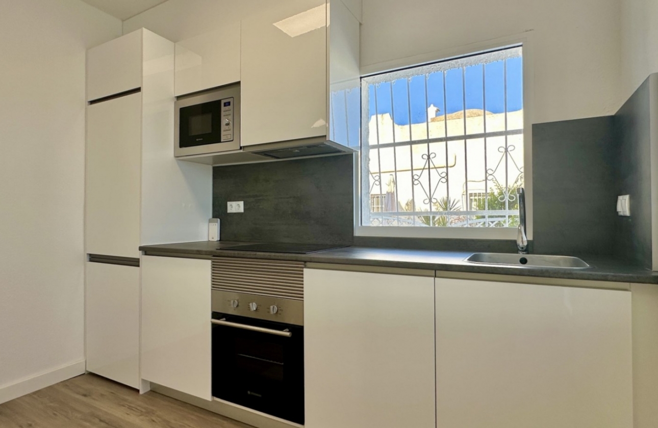 Reventa - Apartamento / piso - Orihuela Costa - Las Filipinas