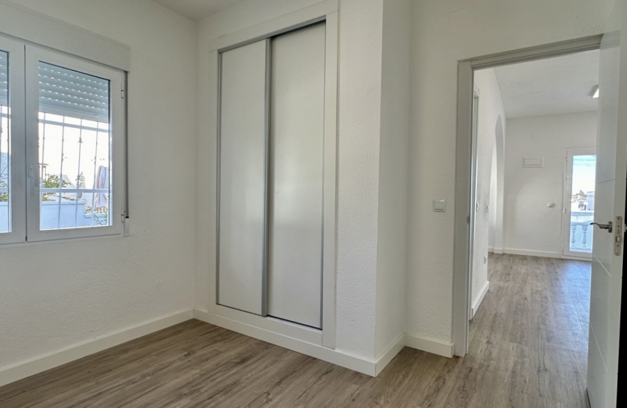 Reventa - Apartamento / piso - Orihuela Costa - Las Filipinas