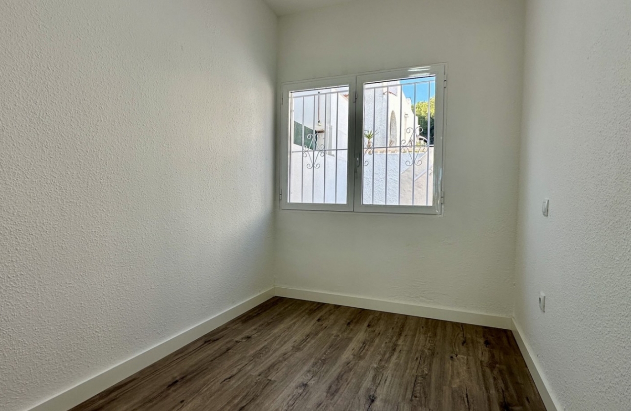 Reventa - Apartamento / piso - Orihuela Costa - Las Filipinas