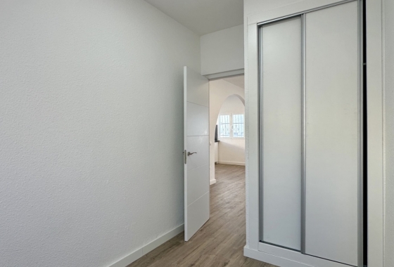 Reventa - Apartamento / piso - Orihuela Costa - Las Filipinas