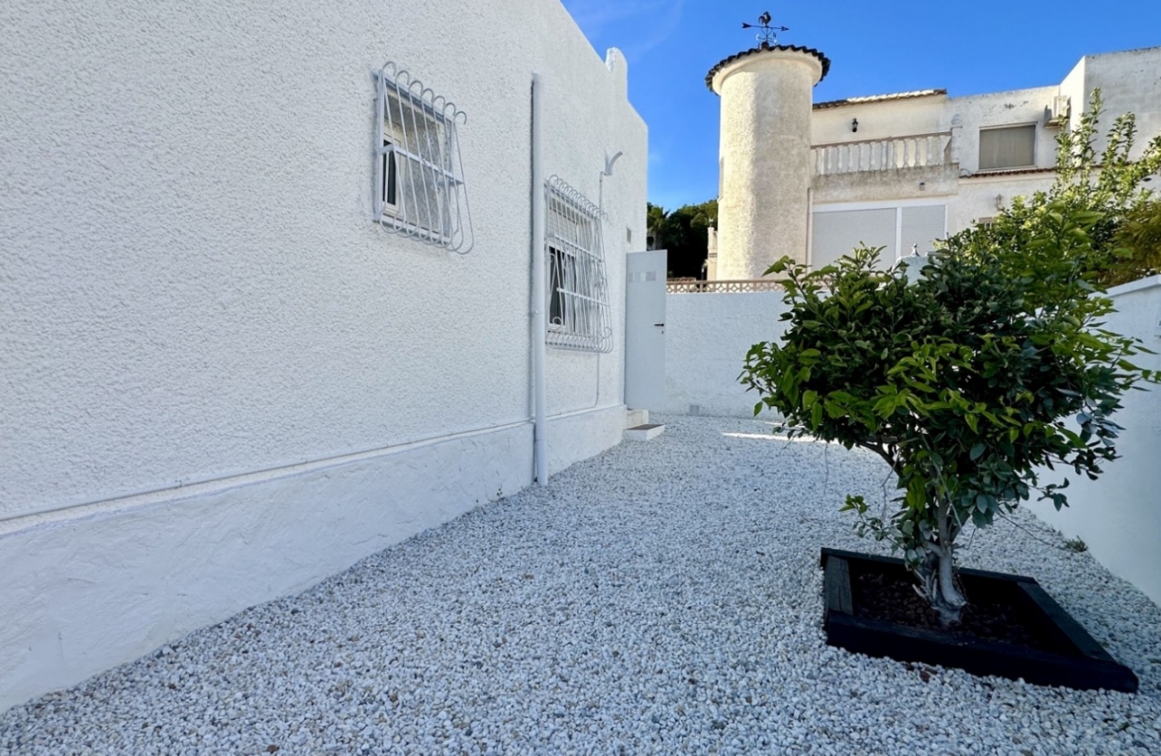 Reventa - Apartamento / piso - Orihuela Costa - Las Filipinas