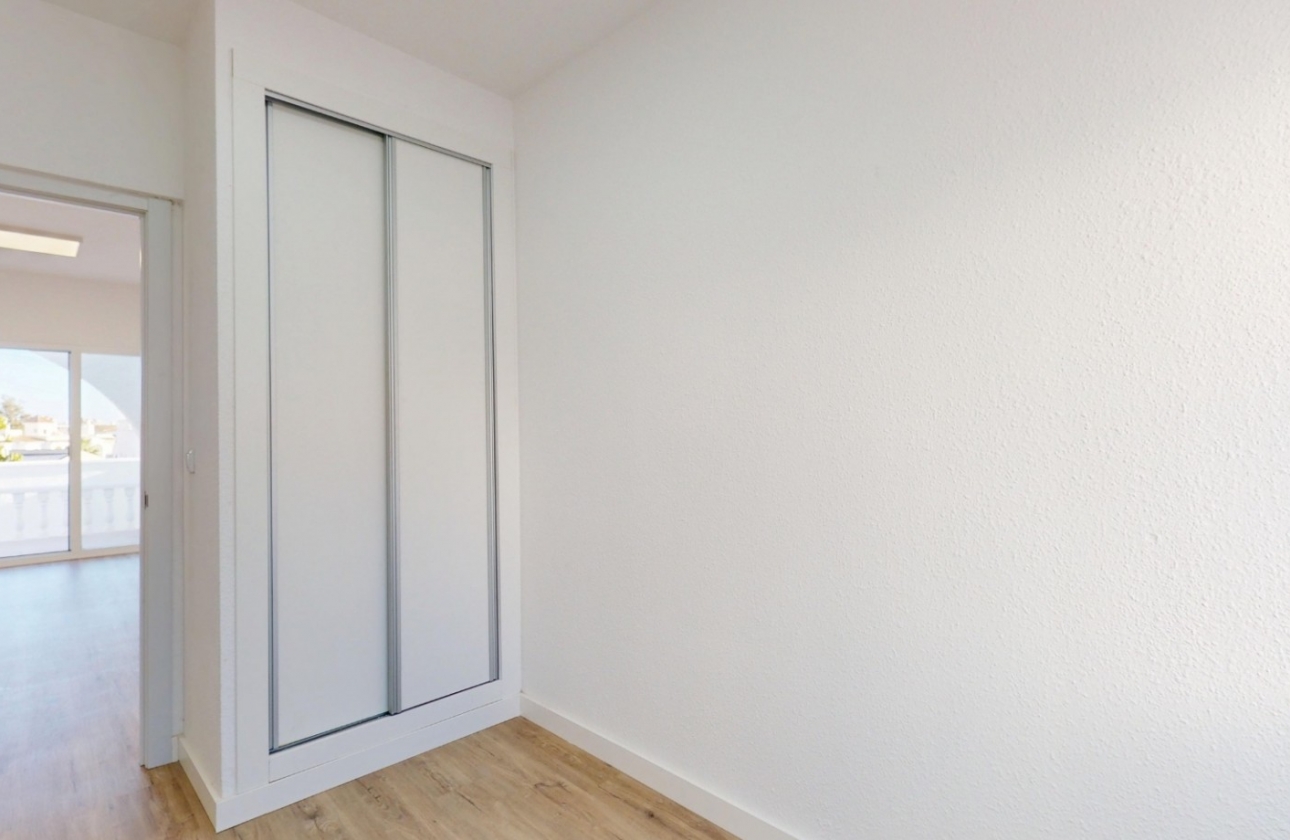 Reventa - Apartamento / piso - Orihuela Costa - Las Filipinas