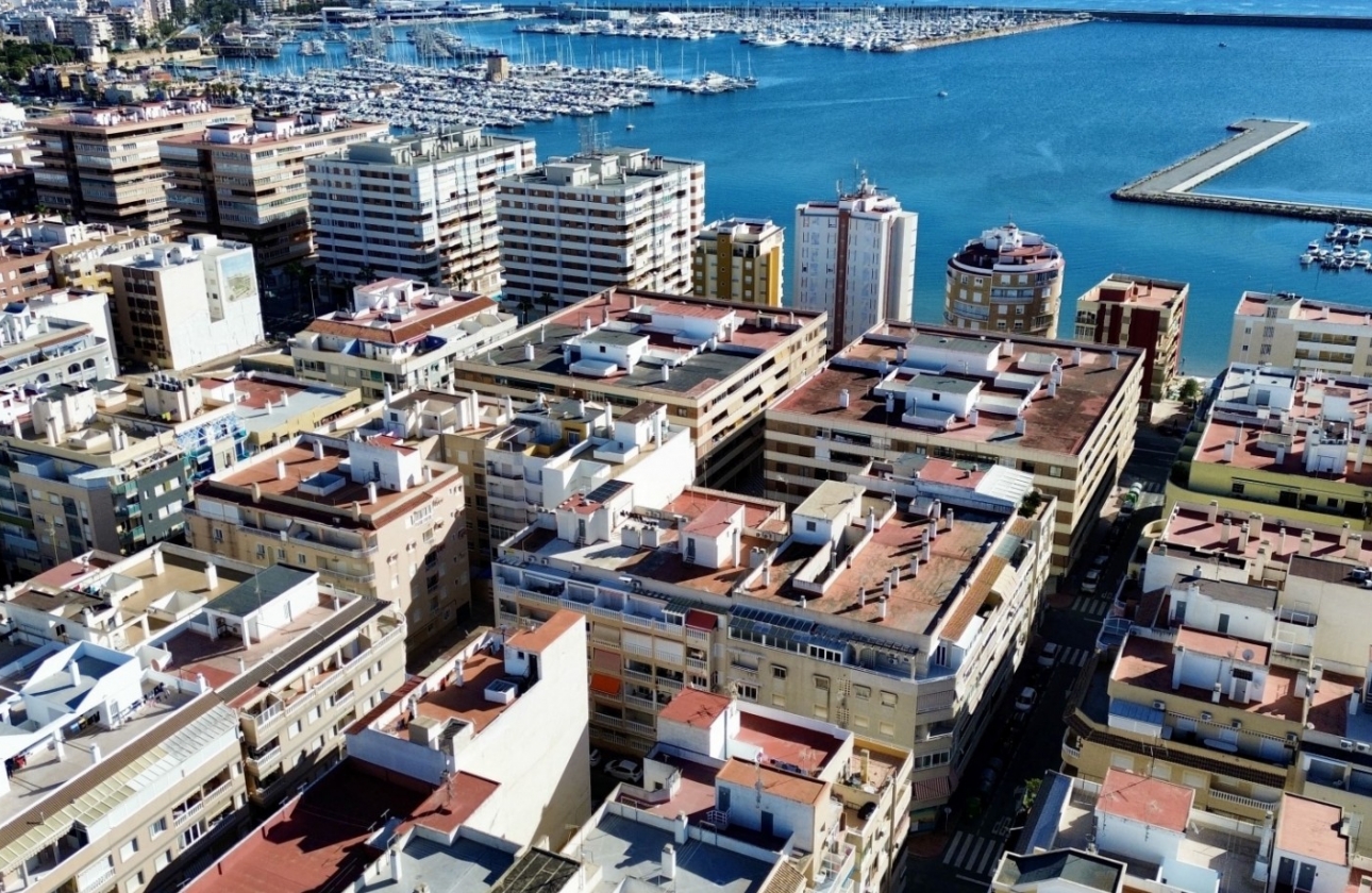 Reventa - Apartamento / piso - Torrevieja