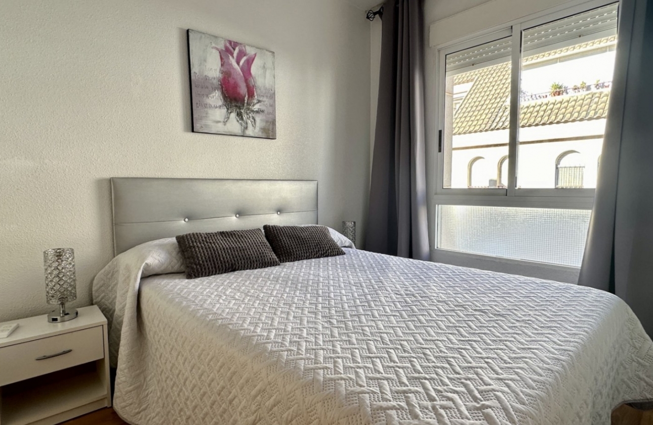 Reventa - Apartamento / piso - Torrevieja