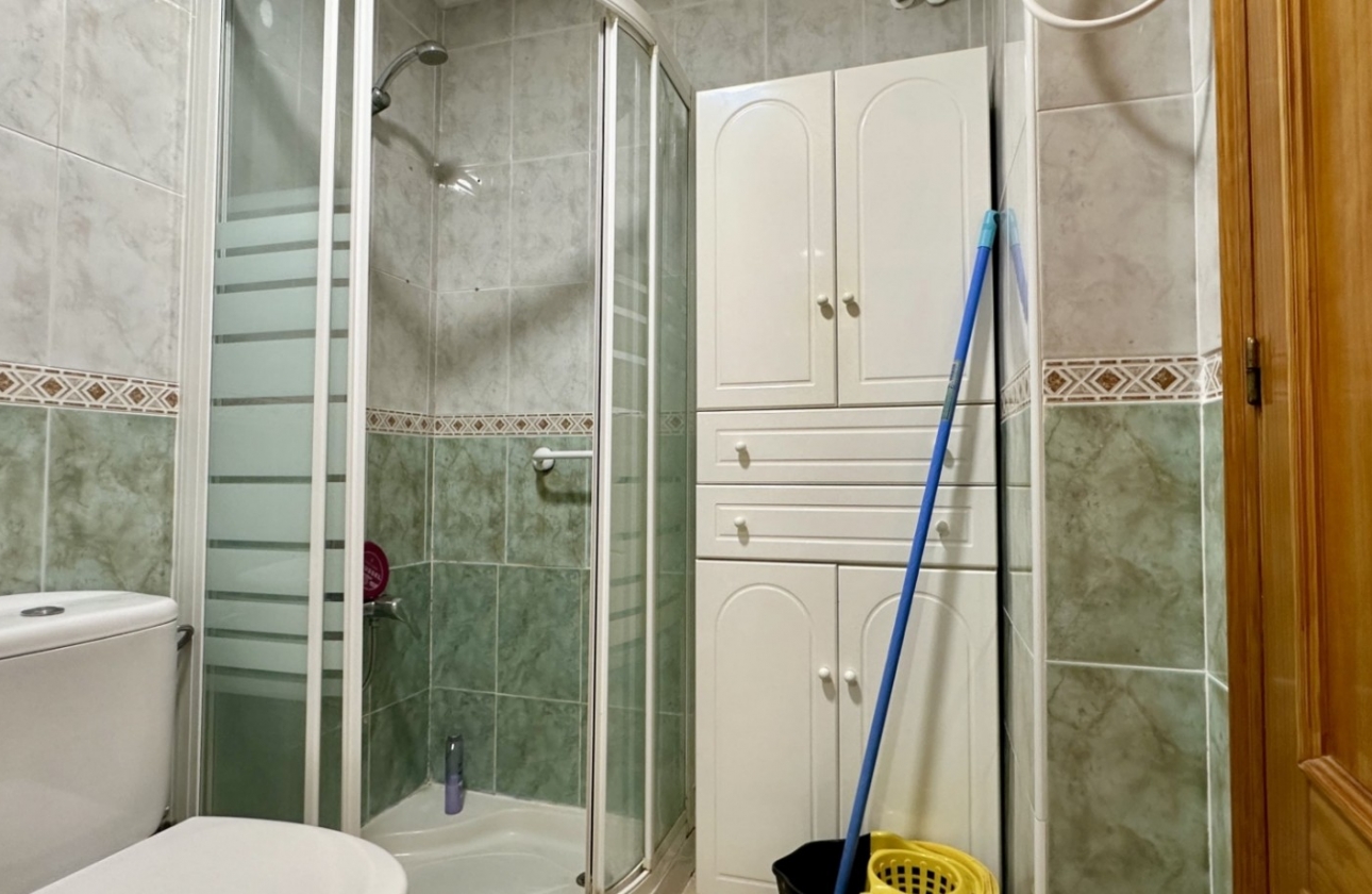 Reventa - Apartamento / piso - Torrevieja