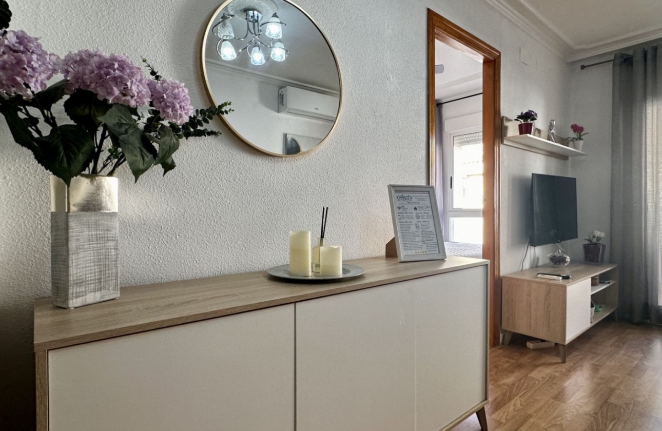 Reventa - Apartamento / piso - Torrevieja