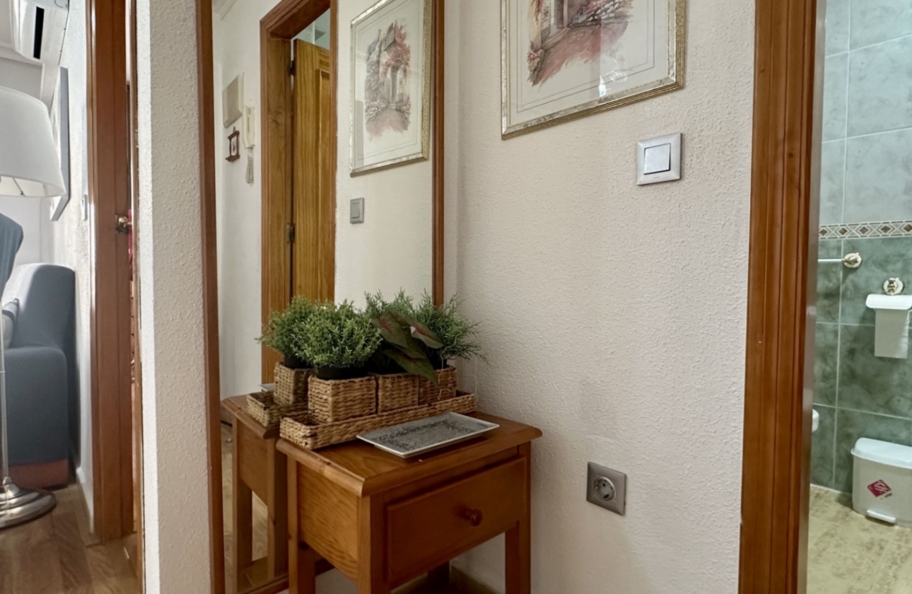 Reventa - Apartamento / piso - Torrevieja