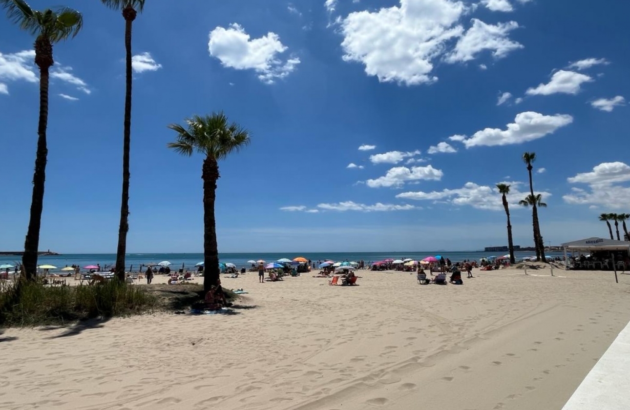 Reventa - Apartamento / piso - Torrevieja