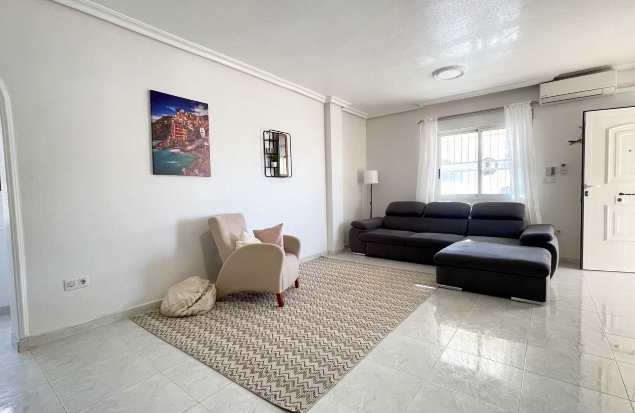 Reventa - Villa - Orihuela Costa - Los Altos