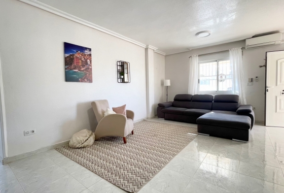 Reventa - Villa - Orihuela Costa - Los Altos