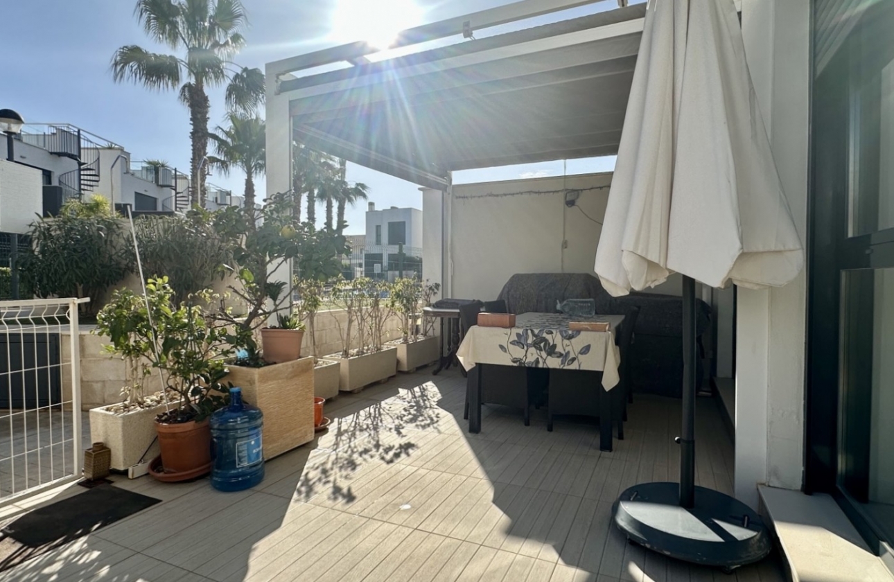 Resale - Apartment / flat - Orihuela Costa - Punta Prima