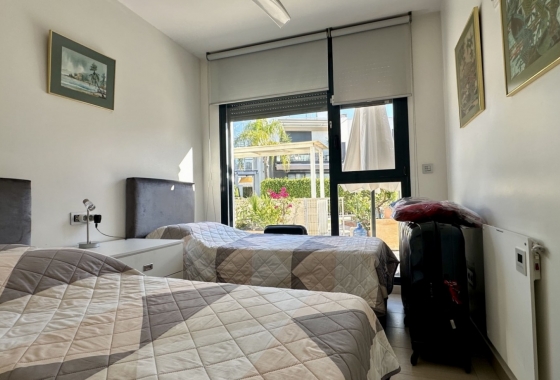 Resale - Apartment / flat - Orihuela Costa - Punta Prima