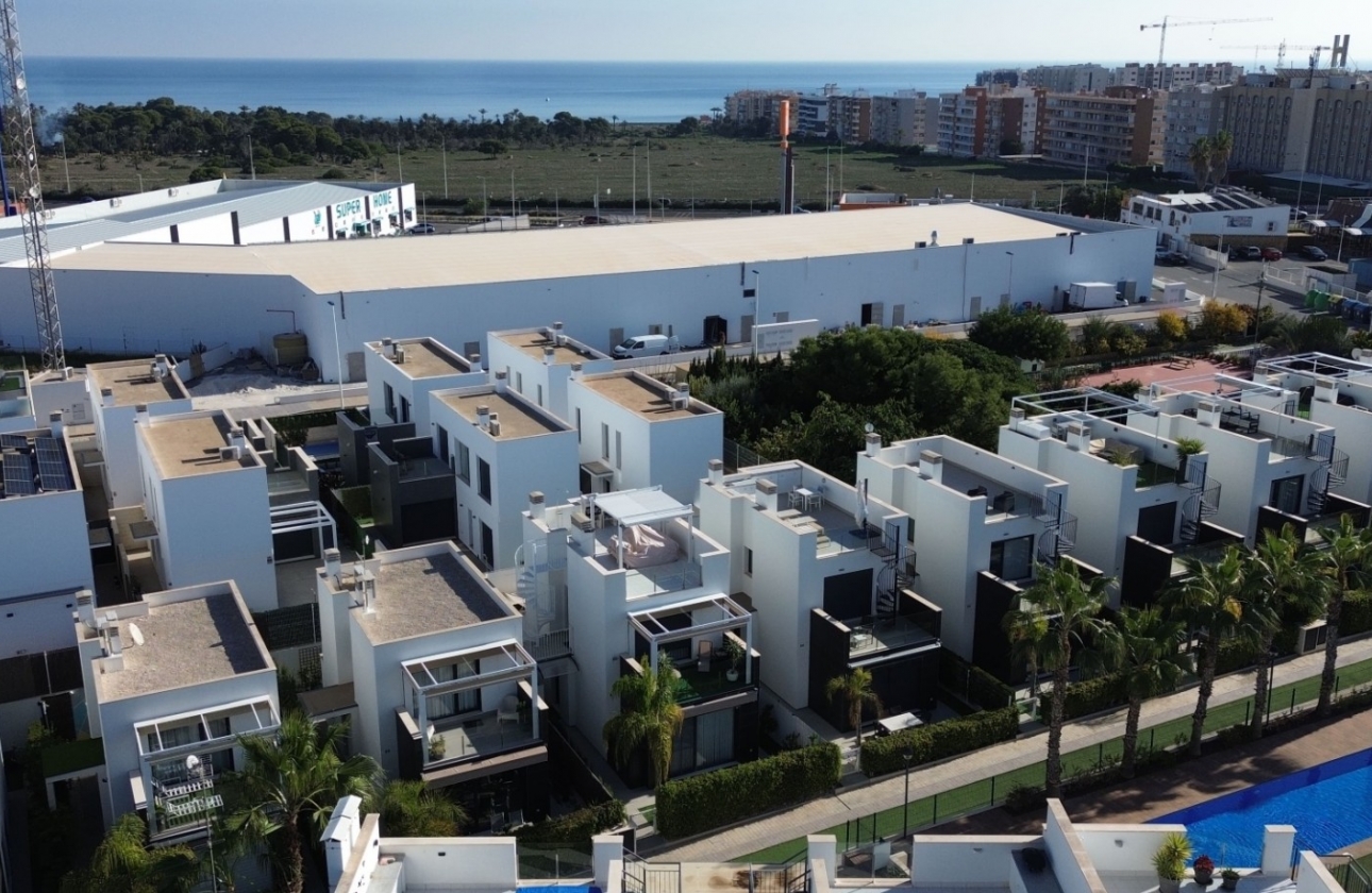 Resale - Apartment / flat - Orihuela Costa - Punta Prima