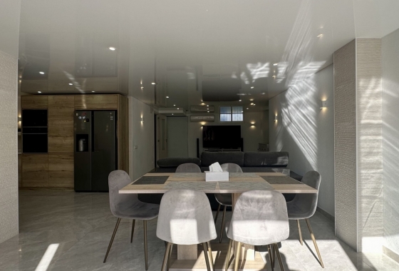 Reventa - Villa - Orihuela Costa - Los Altos