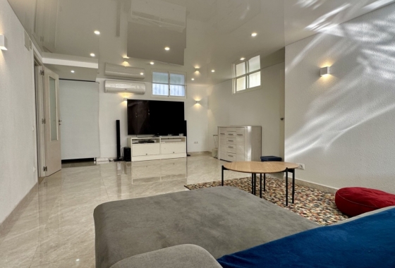 Reventa - Villa - Orihuela Costa - Los Altos