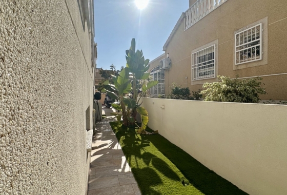 Reventa - Villa - Orihuela Costa - Los Altos