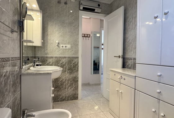 Reventa - Villa - Orihuela Costa - Los Altos