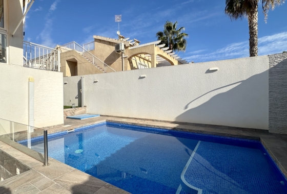 Reventa - Villa - Orihuela Costa - Los Altos